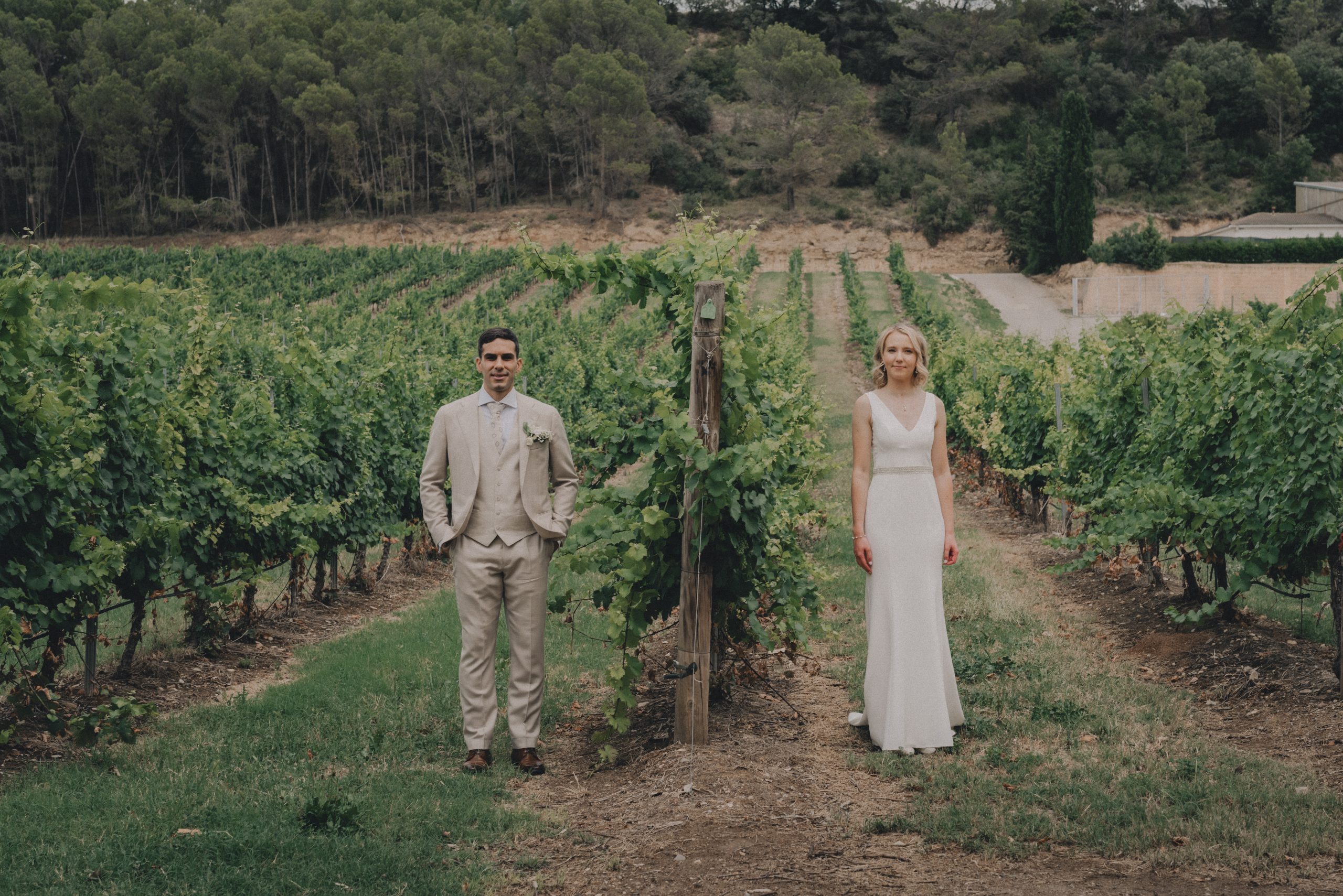 novios disfrutando de su día de boda