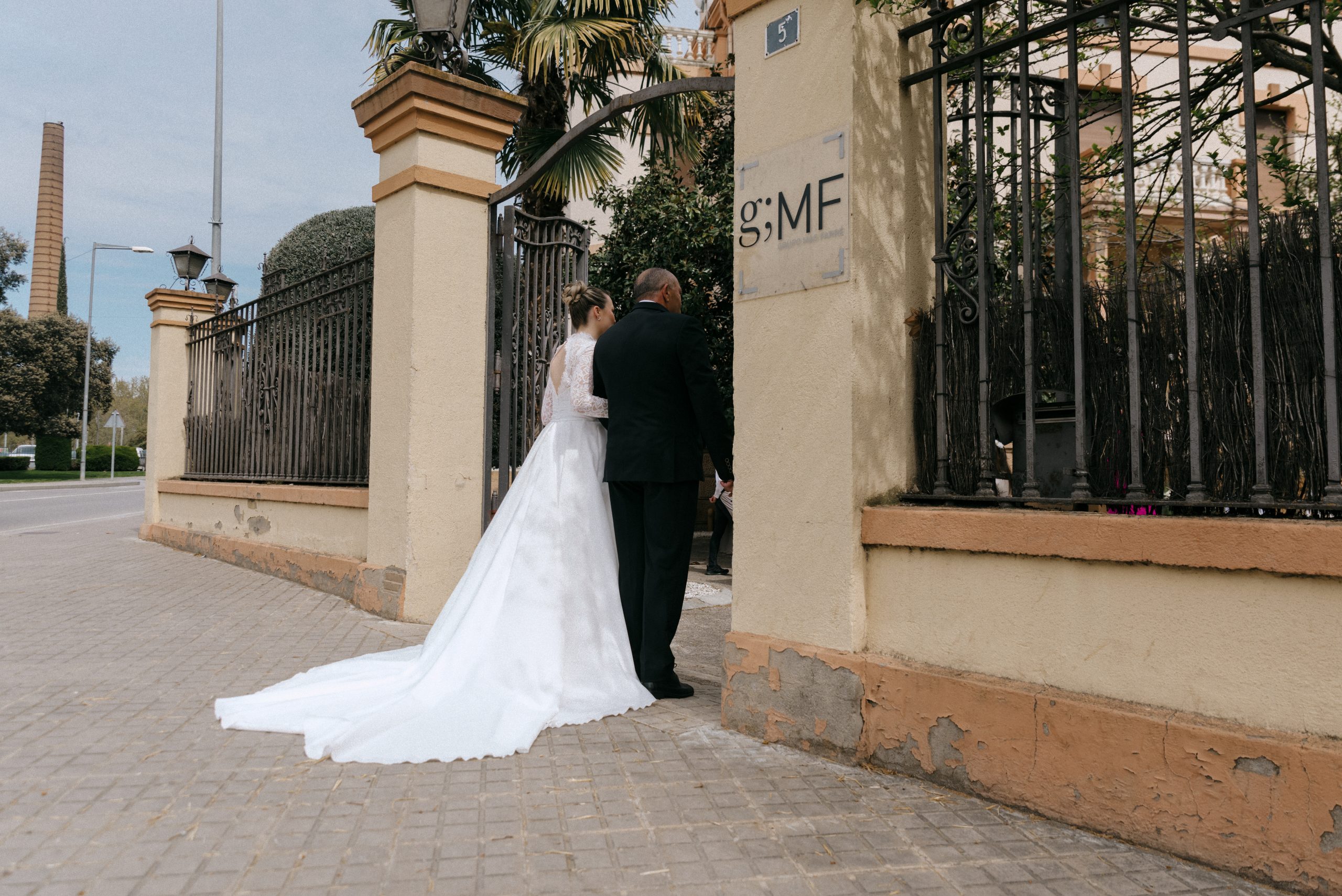 detalle emotivo durante boda íntima